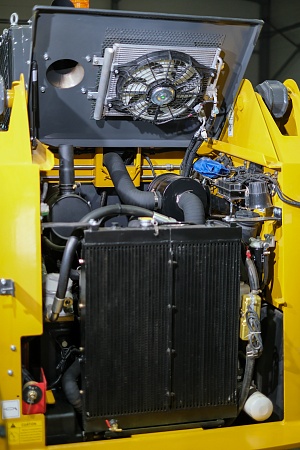  Мини-погрузчик HYPER S110X арт. 10000525 низкие цены 