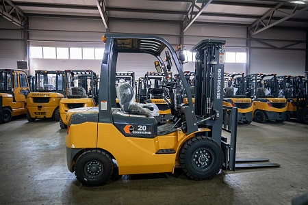  Дизельный погрузчик GOODSENSE FD20 2,0т 3,0м Xinchai Арт 767322 низкие цены 